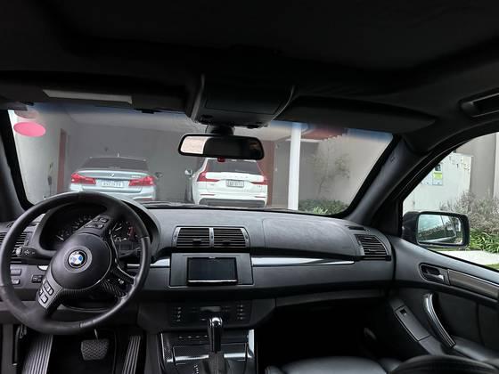 Carro 4.4 I 4X4 V8 32V GASOLINA 4P AUTOMÁTICO