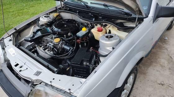 Carro 2.0 EFI GL 8V ÁLCOOL 4P MANUAL