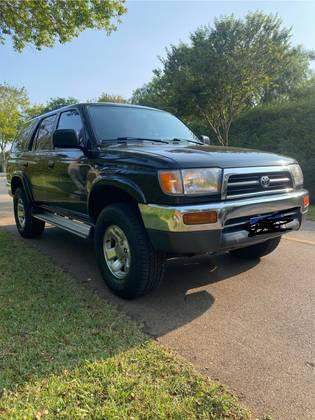 Carro 3.0 4X4 8V TURBO DIESEL 4P MANUAL