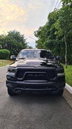 Carro 5.7 V8 GASOLINA REBEL CD 4X4 AUTOMÁTICO