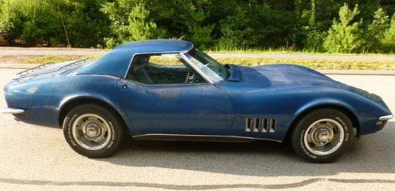 Carro STINGRAY GASOLINA 2P AUTOMÁTICO