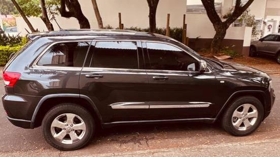 Carro 3.6 LAREDO 4X4 V6 24V GASOLINA 4P AUTOMÁTICO