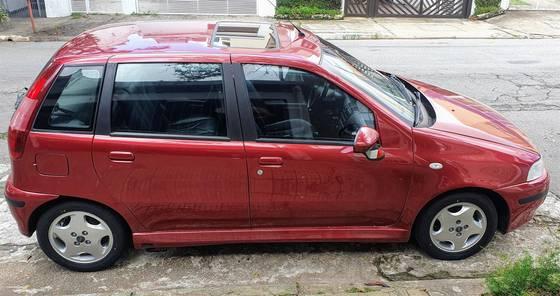 Carro 1.6 GASOLINA 4P MANUAL