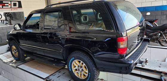 Carro 4.3 SFI DLX EXECUTIVE 4X2 V6 12V GASOLINA 4P AUTOMÁTICO