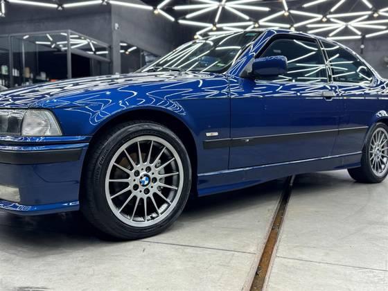 Carro 2.5 SPORT COMPACT 24V GASOLINA 2P MANUAL