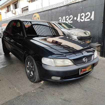 Carro 2.2 MPFI GLS 8V GASOLINA 4P MANUAL