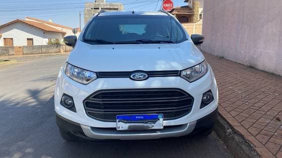Carro 1.6 FREESTYLE 16V FLEX 4P MANUAL