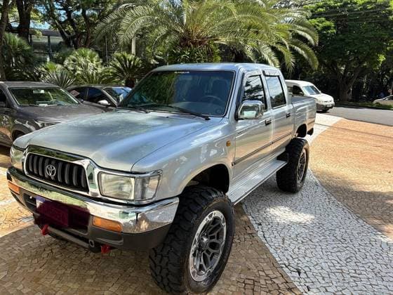 Carro 3.0 SRV 4X2 CD 8V DIESEL 4P MANUAL