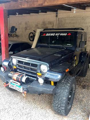 Carro 2.8 TETO RÍGIDO 12V TURBO INTERCOOLER DIESEL 2P MANUAL