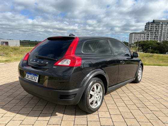 Carro 2.0 GASOLINA 2P MANUAL