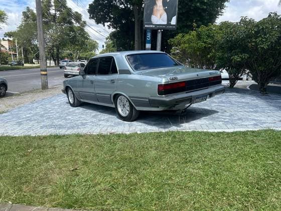Carro 4.1 DIPLOMATA SE 12V GASOLINA 4P MANUAL