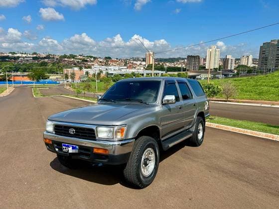 Carro 2.4 4X4 8V GASOLINA 4P MANUAL