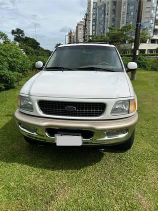 Carro 5.4 LARIAT 4X4 CE V8 24V GASOLINA 4P AUTOMÁTICO