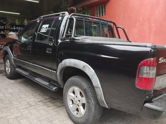 Carro 2.4 MPFI ADVANTAGE 4X2 CD 8V GASOLINA 4P MANUAL