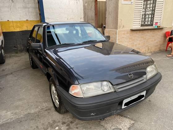 Carro 2.0 EFI GL 8V GASOLINA 4P MANUAL