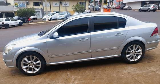 Carro 2.0 MPFI ELITE 8V FLEX 4P AUTOMÁTICO
