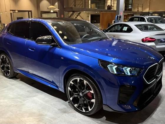 Carro 2.0 TURBO GASOLINA XDRIVE M35i STEPTRONIC