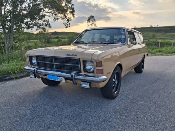 Carro 4.1 L 12V ÁLCOOL 2P MANUAL