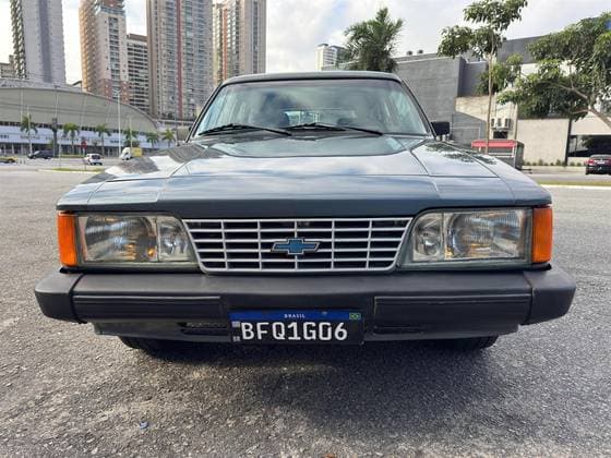 Carro 4.1 COMODORO SL/E 12V ÁLCOOL 2P MANUAL