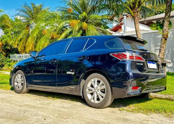 Carro 1.8 16V HÍBRIDO 4P AUTOMÁTICO