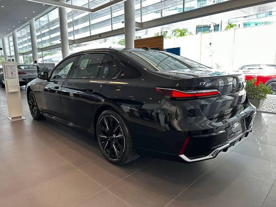 Carro ELÉTRICO XDRIVE60 M SPORT