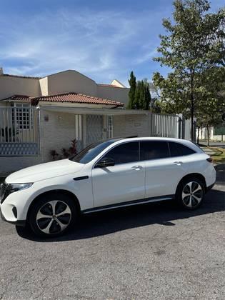 Carro 4MATIC ELÉTRICO