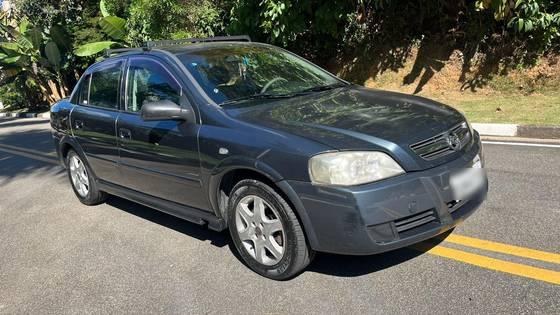 Carro 2.0 MPFI ADVANTAGE SEDAN 8V FLEX 4P MANUAL