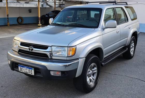 Carro 3.0 4X4 8V TURBO DIESEL 4P MANUAL
