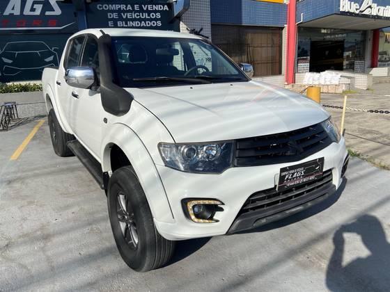 Carro 3.2 HPE 4X4 CD 16V TURBO INTERCOOLER DIESEL 4P AUTOMÁTICO