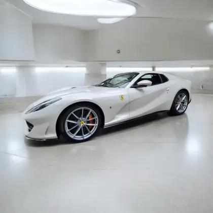 Carro 6.5 V12 GASOLINA F1-DCT