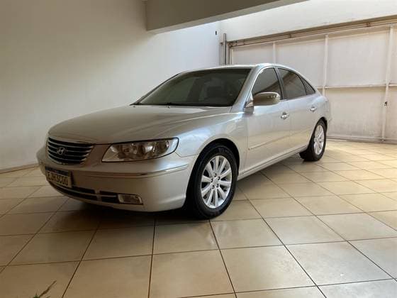 Carro 3.3 MPFI GLS SEDAN V6 24V GASOLINA 4P AUTOMÁTICO