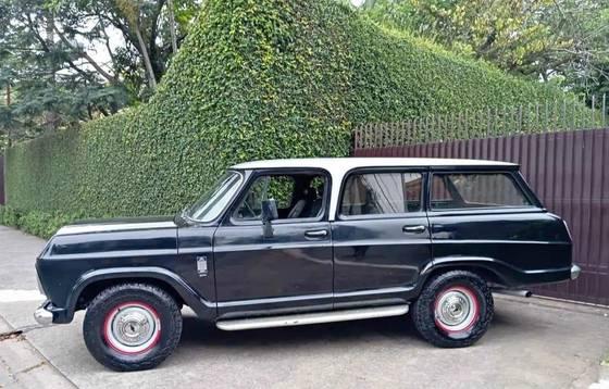 Carro 4.1 CUSTOM DE LUXE 12V DIESEL 4P MANUAL