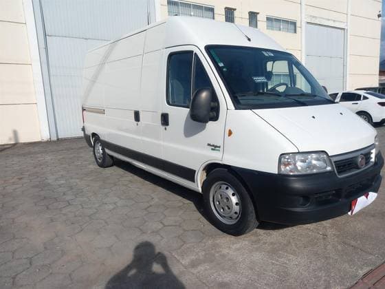 Carro 2.3 MAXICARGO 12 16V TURBO DIESEL 4P MANUAL