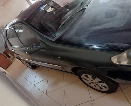 Carro 1.8 MPI HLX 8V FLEX 4P MANUAL