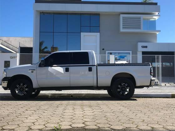 Carro 3.9 XLT MAX POWER 4X4 CD DIESEL 4P MANUAL