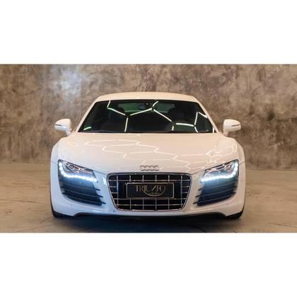 Carro 4.2 FSI QUATTRO V8 32V GASOLINA 2P R-TRONIC