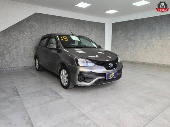 Carro 1.5 X PLUS 16V FLEX 4P MANUAL