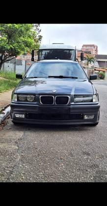 Carro 2.5 COMFORT SEDAN 24V GASOLINA 4P AUTOMÁTICO