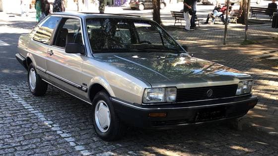 Carro 2.0 GLS 8V ÁLCOOL 2P AUTOMÁTICO