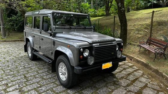 Carro 2.4 110 SW 4X4 TURBO DIESEL 4P MANUAL