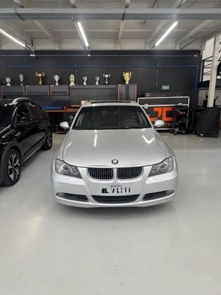 Carro 2.5 SEDAN 24V GASOLINA 4P AUTOMÁTICO