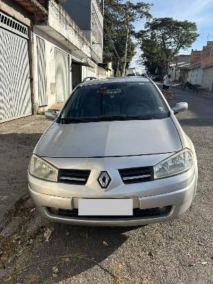 Carro 1.6 DYNAMIQUE GRAND TOUR 16V FLEX 4P MANUAL