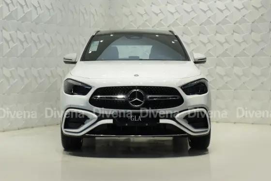 Carro 1.3 MHEV AMG LINE 7G-DCT