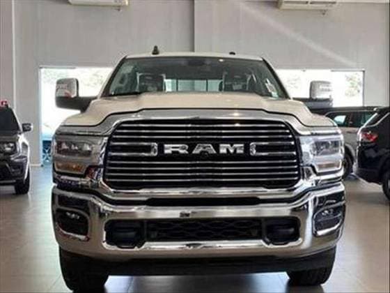 Carro 6.7 I6 TURBO DIESEL LARAMIE CD 4X4 AUTOMÁTICO