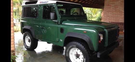 Carro 2.5 90 SW TETO RIGIDO 4X4 TURBO INTERCOOLER DIESEL 2P MANUAL