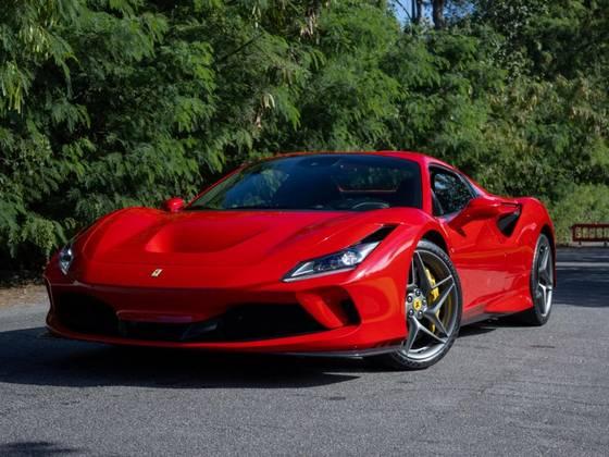 Carro 3.9 V8 TURBO GASOLINA F1-DCT