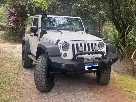 Carro 3.6 SPORT 4X4 V6 12V GASOLINA 2P AUTOMÁTICO