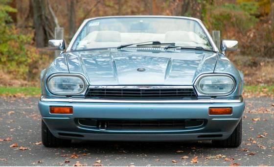 Carro 4.0 I6 GASOLINA AUTOMÁTICO