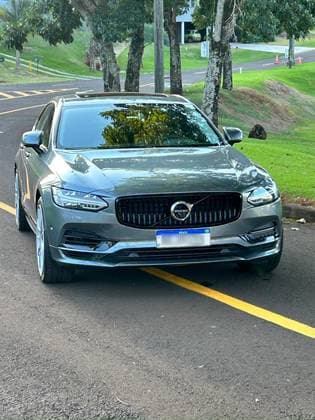 Carro 2.0 T8 HYBRID INSCRIPTION AWD GEARTRONIC