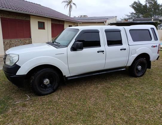 Carro 3.0 XL 4X4 CD TURBO ELECTRONIC DIESEL 4P MANUAL